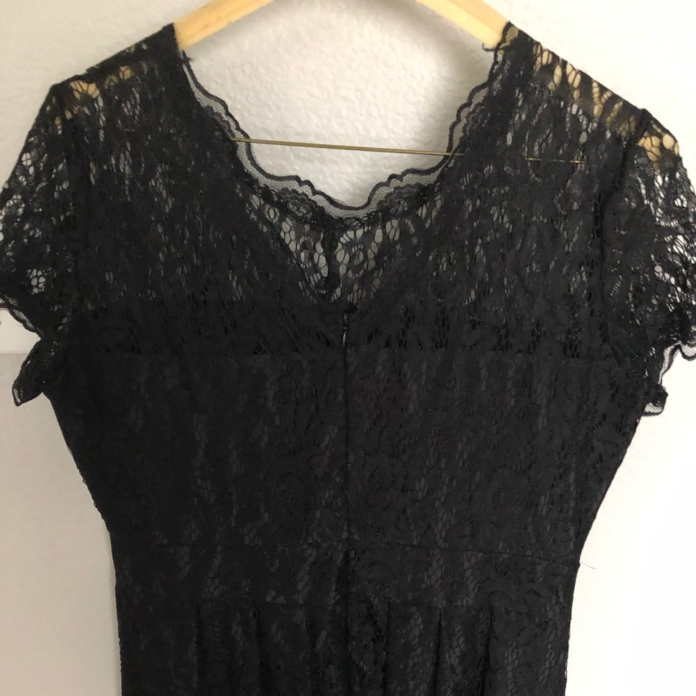 Dress - Picture 2 of 4